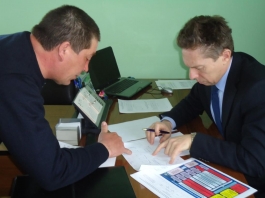 Руслан Кинзикеев встретился с предпринимателями Нуримановского района Руслан Кинзикеев встретился с предпринимателями Нуримановского района
